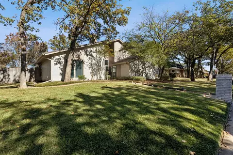 2117 Riverforest Dr, Arlington, TX 76017