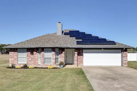6313 Starnes Rd, Watauga, TX 76148