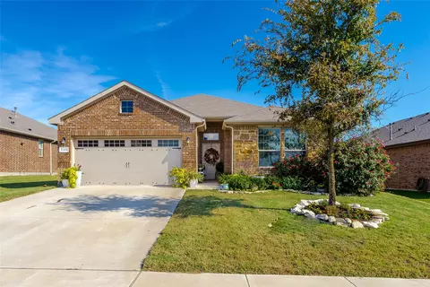 2602 Sunburst Dr, Glenn Heights, TX 75154
