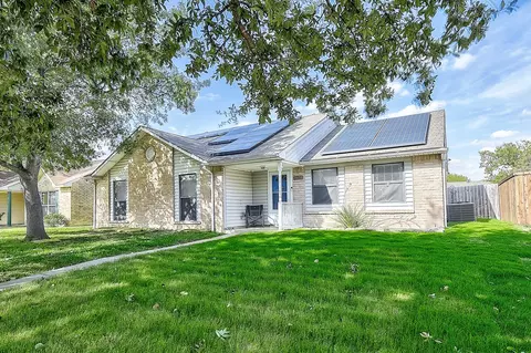 5625 Baker Dr, The Colony, TX 75056