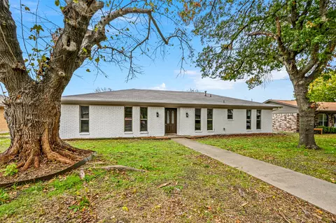 2313 Kentfield Dr, Plano, TX 75074
