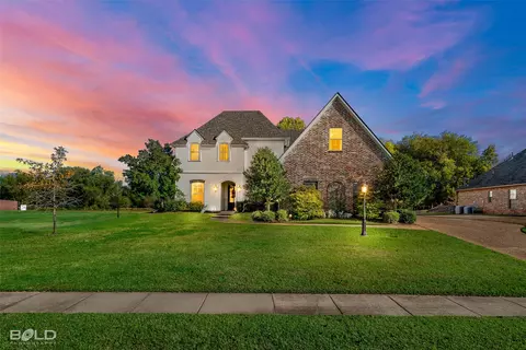 213 Horseguards Ave, Bossier City, LA 71111