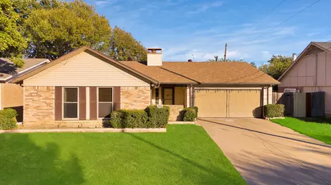 5505 Maplewood St, Arlington, TX 76018
