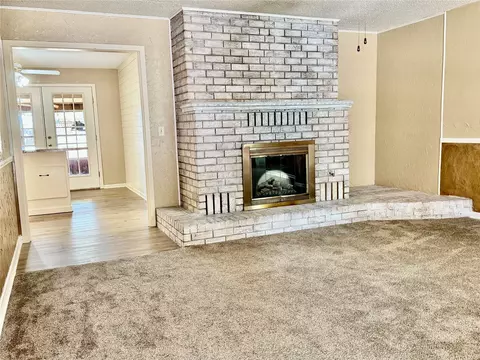 Living - 604 N 19th St, Haskell, TX 79521 photo 2 of 5