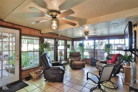 Exterior - 604 N 19th St, Haskell, TX 79521 photo 3 of 9