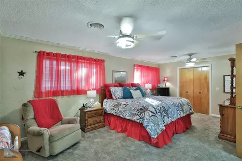 Bedroom - 604 N 19th St, Haskell, TX 79521 photo 3 of 5