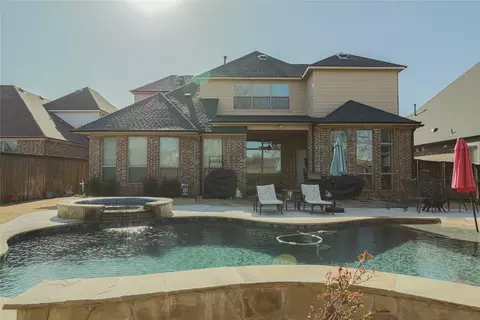 804 Colby Dr, Mansfield, TX 76063