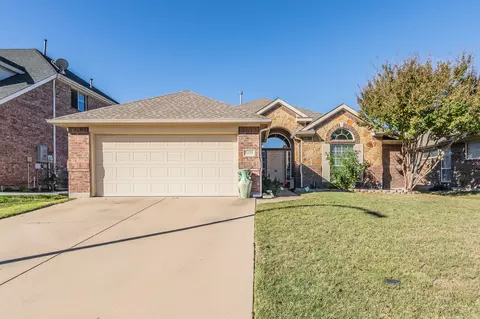 7429 Durness Dr, Fort Worth, TX 76179