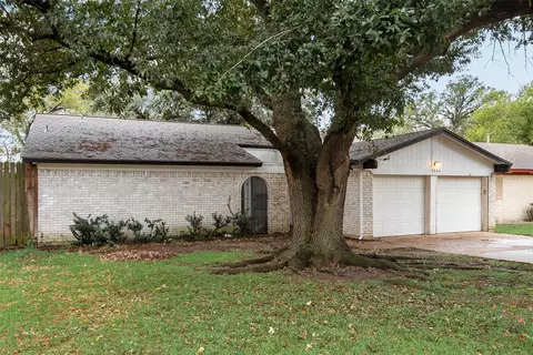 2804 Condor Dr, Irving, TX 75060