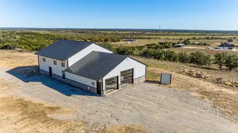 205 La Cresta Ln, Mineral Wells, TX 76067