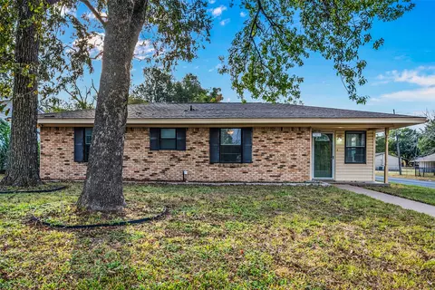 2409 W 4th Ave, Corsicana, TX 75110