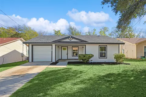 1013 Baldwin St, Denton, TX 76205