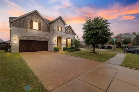 909 Aplatan Ln, Plano, TX 75074