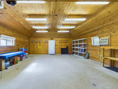 1814 Oak Hill Dr, Corinth, TX 76210