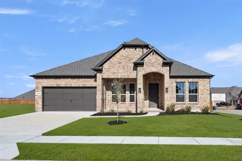 1002 Emerald Trace Dr, Justin, TX 76247