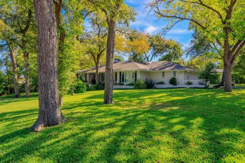 7508 Baxtershire Dr, Dallas, TX 75230