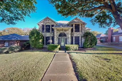 536 Desoto Dr, Desoto, TX 75115