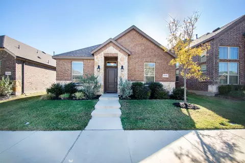 2348 Opaline Dr, Aubrey, TX 76227