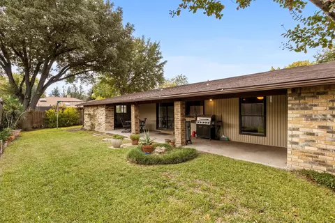 3306 Scott Dr, Rowlett, TX 75088 photo 2