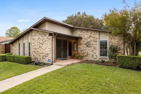 3306 Scott Dr, Rowlett, TX 75088 photo 5