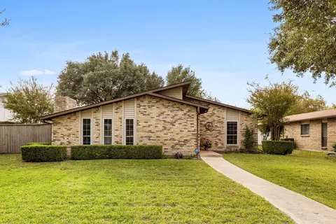 3306 Scott Dr, Rowlett, TX 75088
