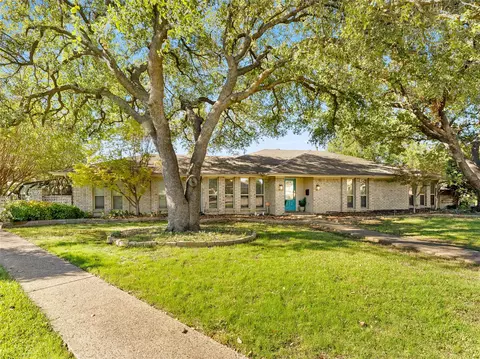 1510 Mccoy Pl, Carrollton, TX 75006