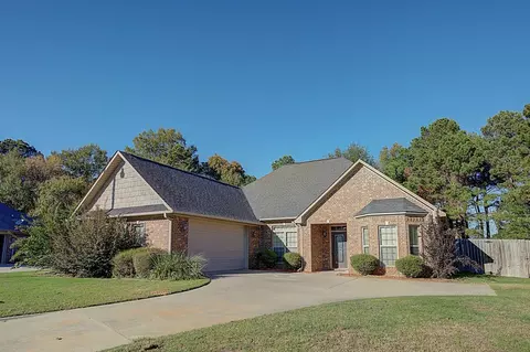 6715 Lawson Cir, Texarkana, TX 75503