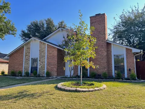 1504 Versailles Dr, Richardson, TX 75081
