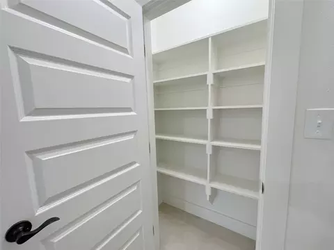 Entry Way - 607 W Baker St, Denison, TX 75020 photo 3 of 3