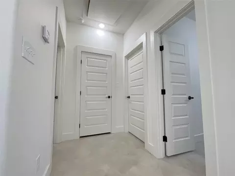 Entry Way - 607 W Baker St, Denison, TX 75020 photo 2 of 3