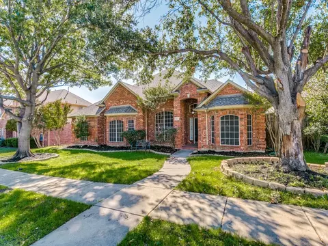 1064 Cornell Dr, Carrollton, TX 75007