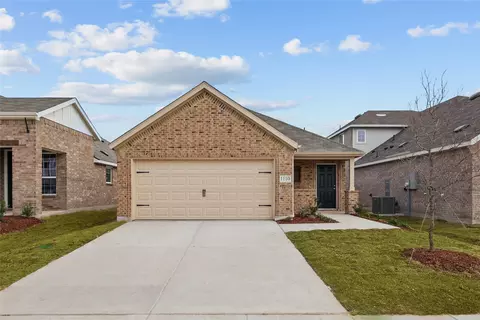 1110 Baker Bridge Dr, Forney, TX 75126
