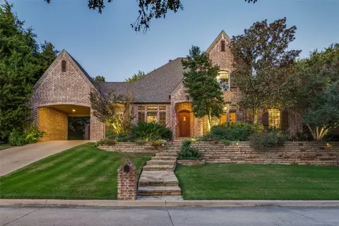 4201 Shadow Dr, Fort Worth, TX 76116