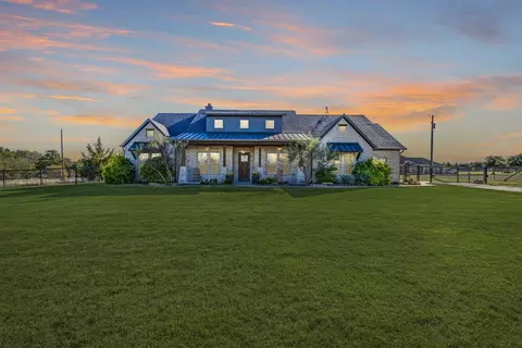 3610 Skinner Rd, Midlothian, TX 76065