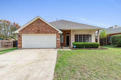 509 Olive St, Crowley, TX 76036