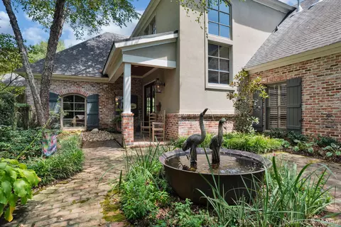 2937 N Pointe Dr, Shreveport, LA 71106