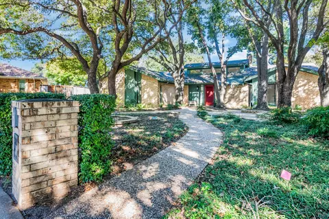 309 Drexel Dr, Grapevine, TX 76051 photo 2