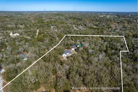 497 Mountain Creek Dr, Denison, TX 75021