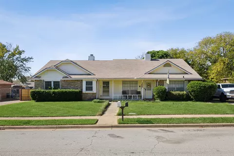 3007 Timothy Ln, Euless, TX 76039