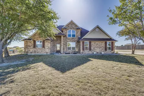 3231 Fm 66, Waxahachie, TX 75167