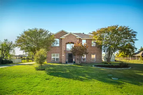 735 Legend Trl, St Paul, TX 75098