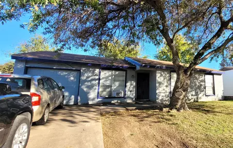 7917 Natalie Dr, Fort Worth, TX 76134