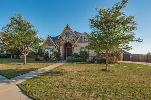 1124 Keats Dr, Desoto, TX 75115