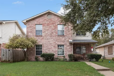 10328 Carolina Oaks Dr, Dallas, TX 75227