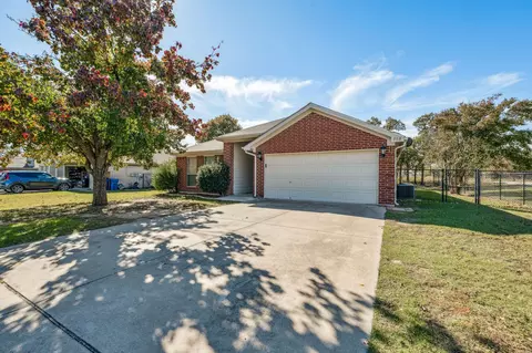 510 Mimosa Ln, Tolar, TX 76476