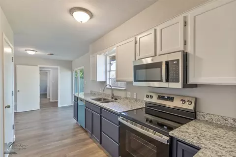 5248 Benbrook St, Abilene, TX 79605