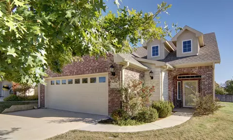 402 Heritage Hts, Weatherford, TX 76085