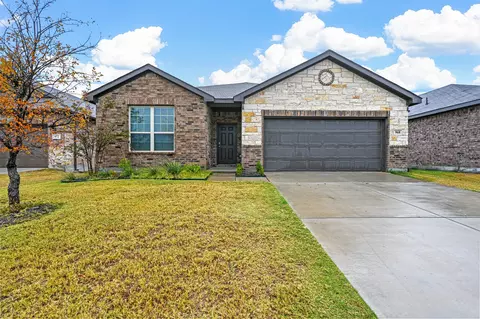 968 Billups Dr, Van Alstyne, TX 75495