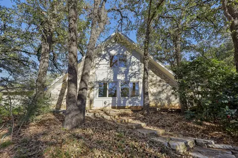 3919 Trisha Val Ct, Arlington, TX 76016