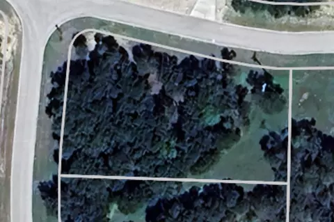 6101 Valderrama Dr, Cleburne, TX 76033